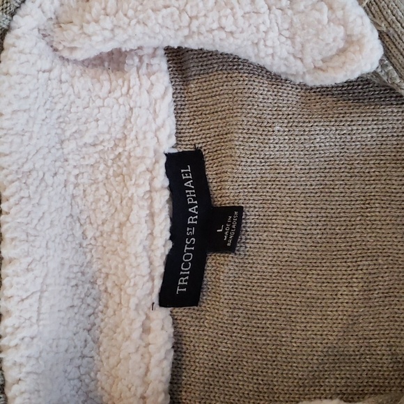 TRICOTS ST. RAPHAEL CABLE KNIT PULLOVER SWEATER - Picture 3 of 8